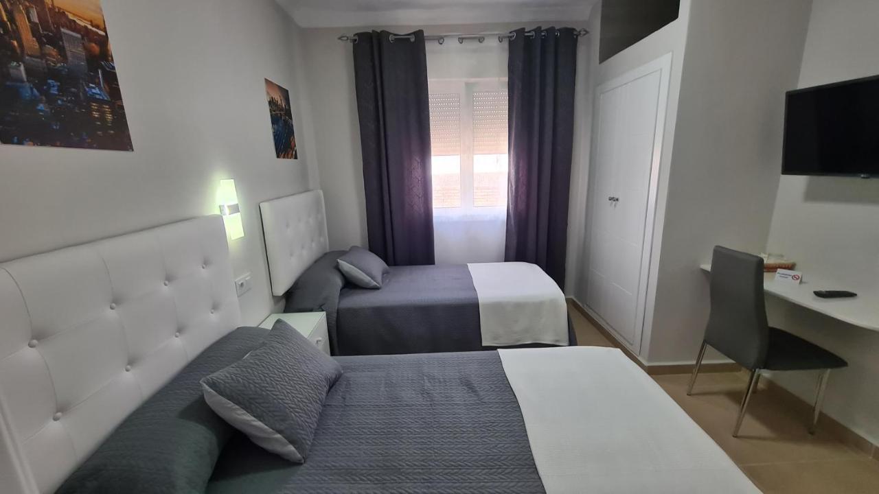Hostal Malaga Arcos de la Frontera Exteriör bild